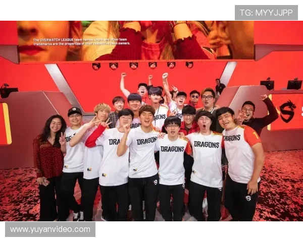 多名前OWL选手转型加盟新战队，亮相角斗领域表演赛。